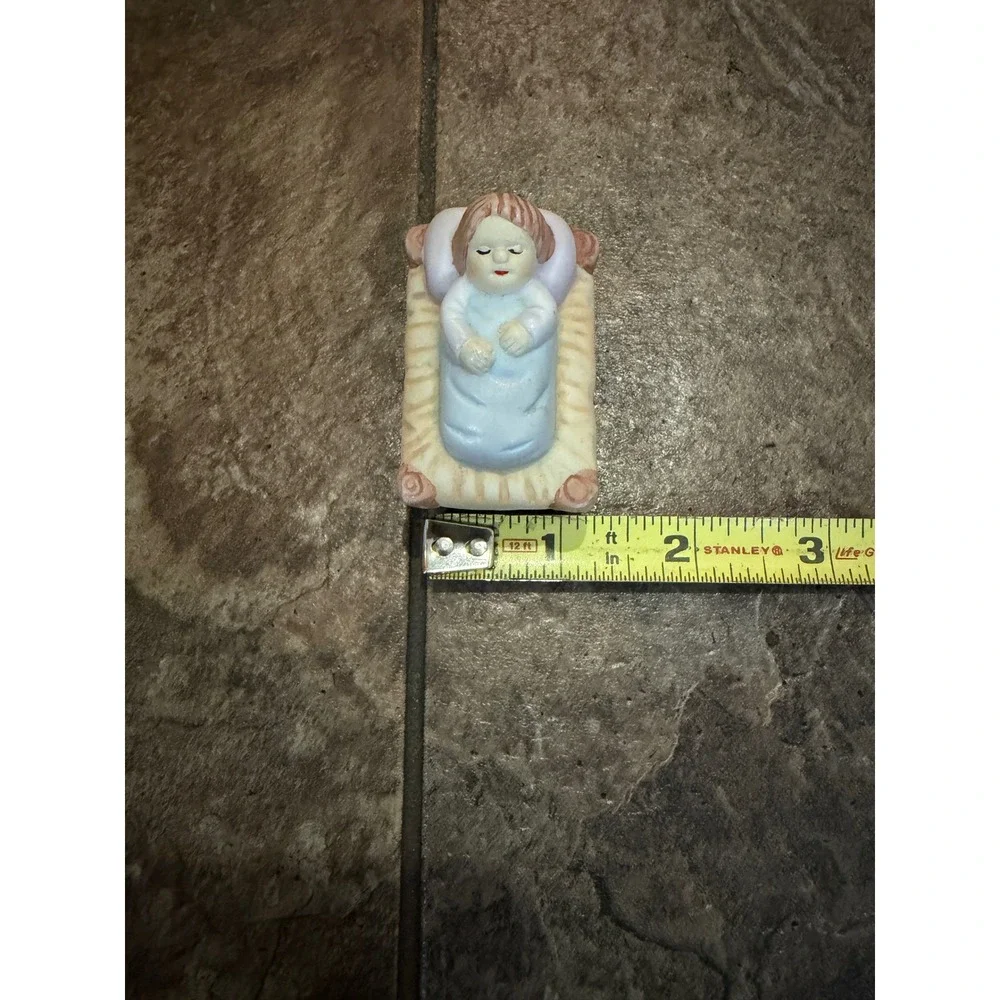 Vintage Ceramic Baby Jesus Nativity Figurine Sleeping Infant in Cradle Pastel